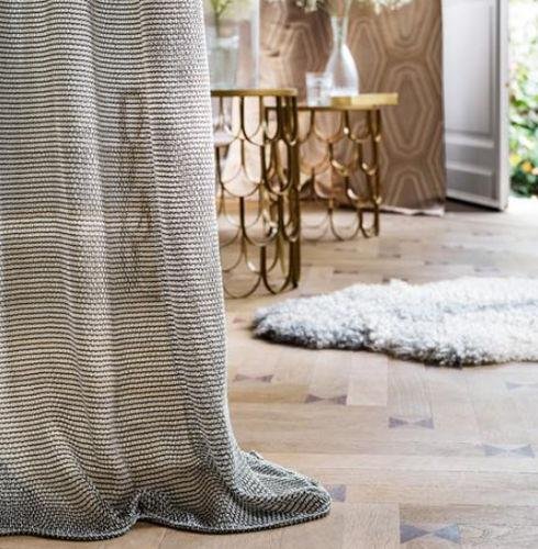 Curtain